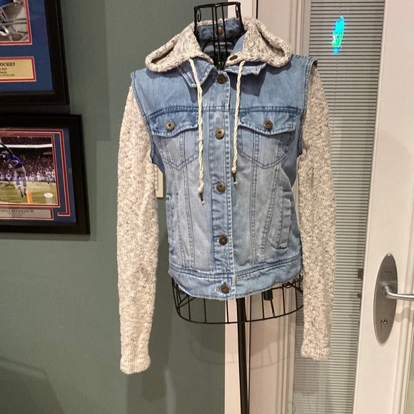 Sweat blue Jean jacket - Picture 1 of 7